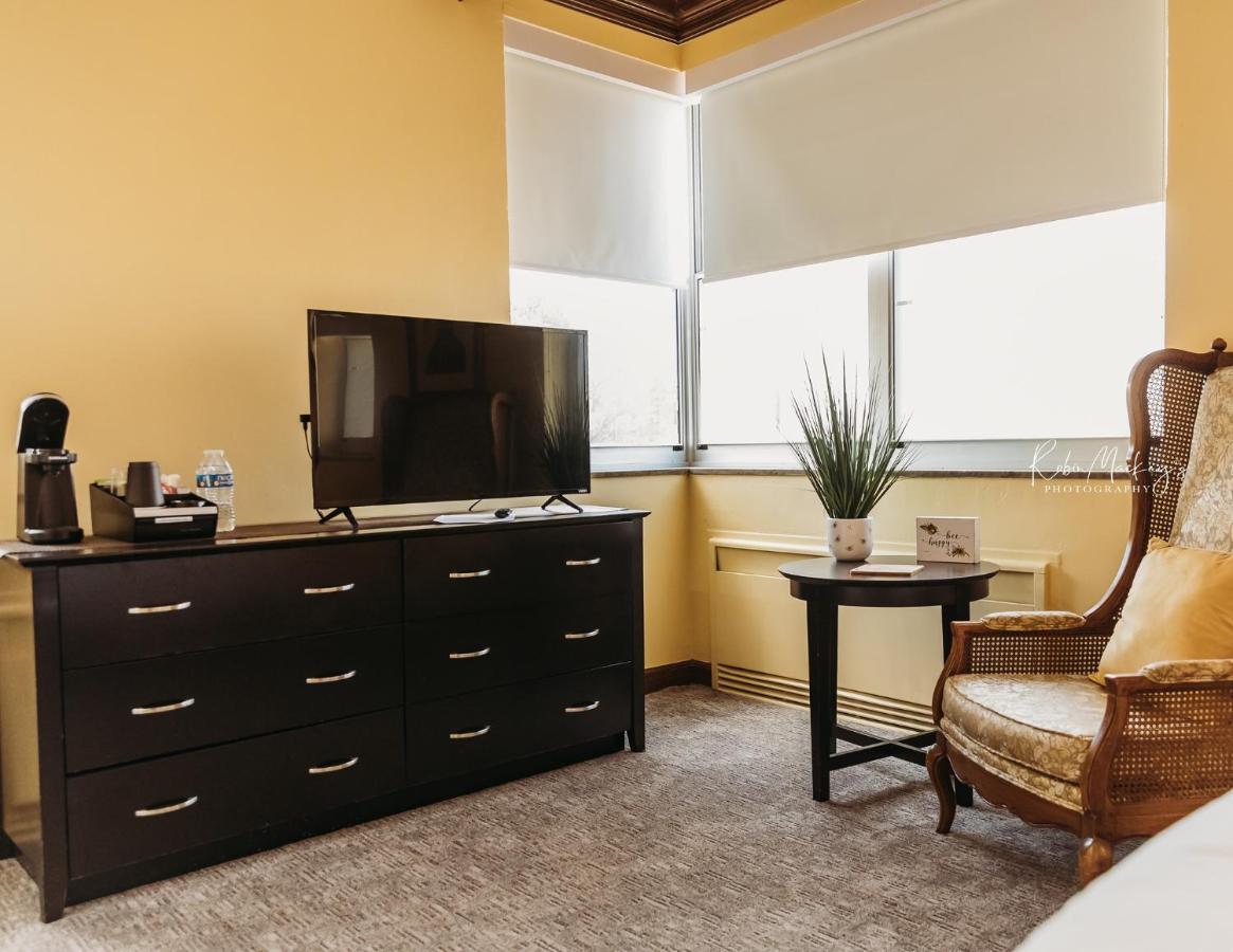 Hotel Phillips Bartlesville Extérieur photo