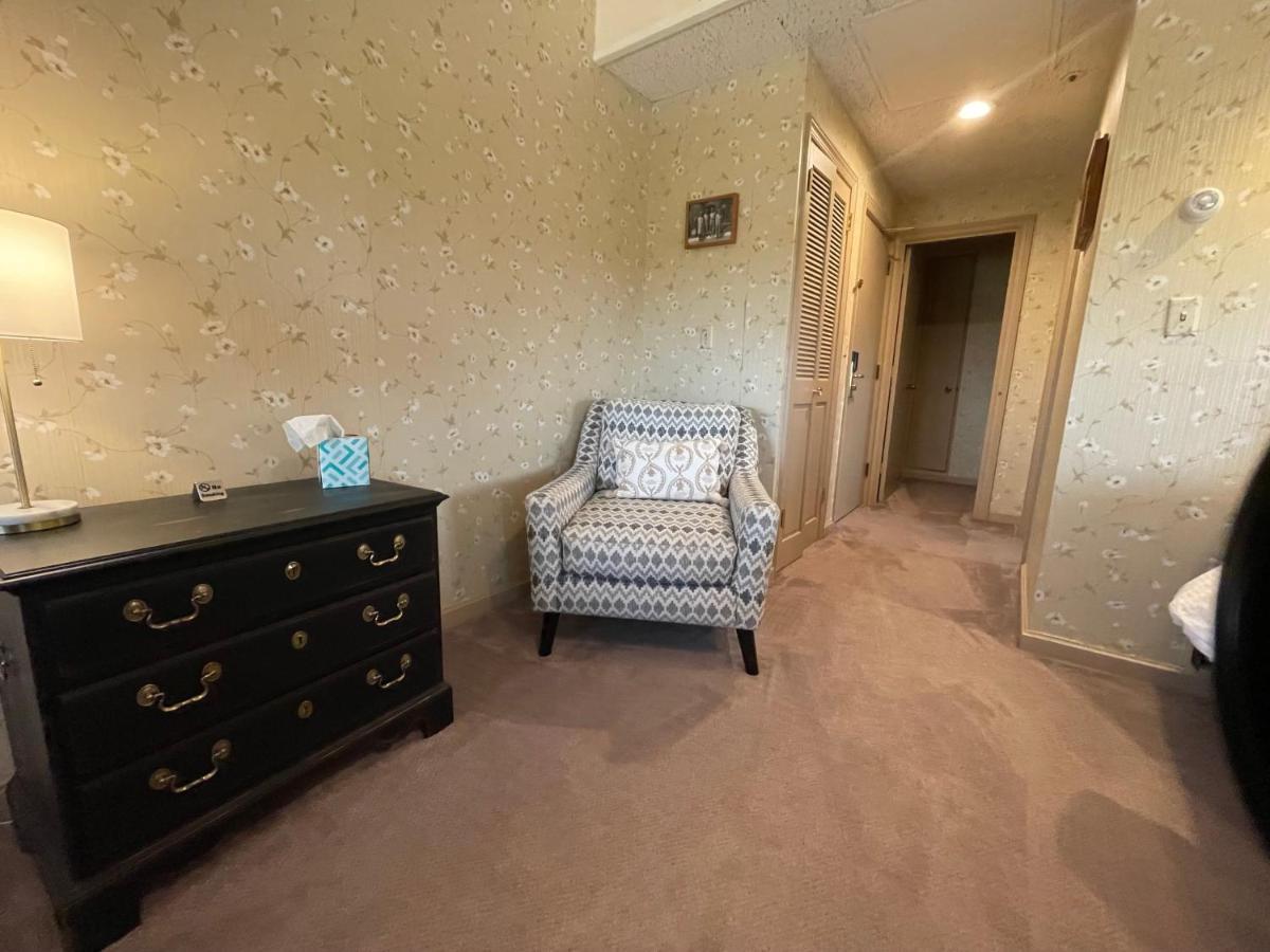 Hotel Phillips Bartlesville Extérieur photo