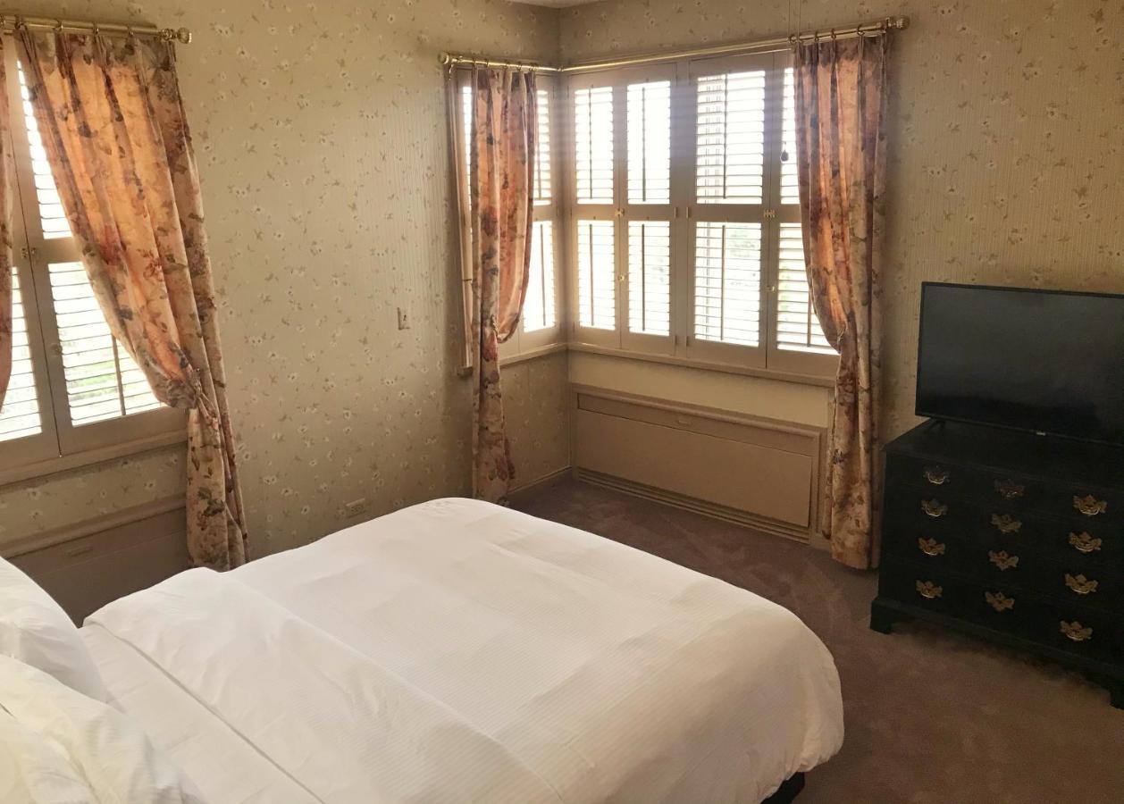 Hotel Phillips Bartlesville Extérieur photo